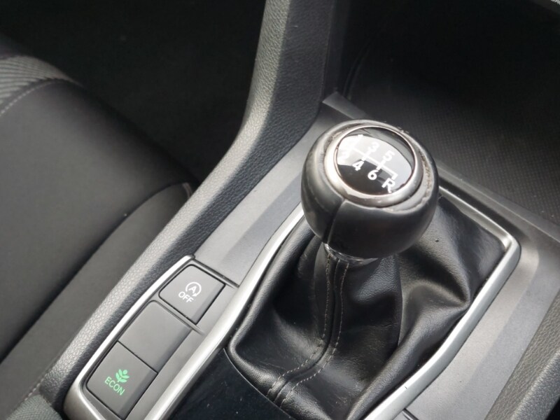 Used Honda Civic 2019 for sale - 77690097: Photo 18