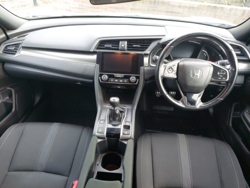 Used Honda Civic 2019 for sale - 77690097: Photo 2