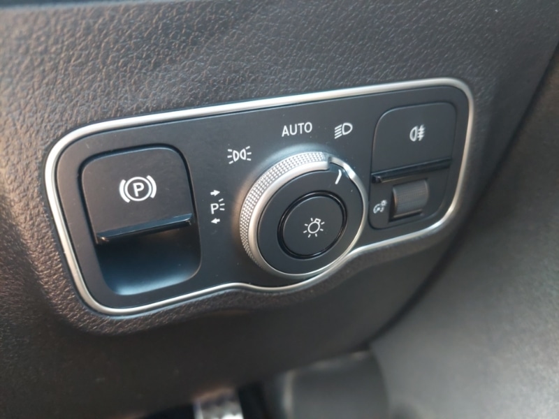 Used Mercedes-Benz GLB 2023 for sale - 77767565: Photo 14