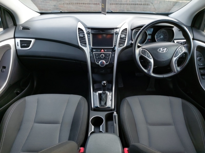 Used Hyundai i30 2017 for sale - 77816634: Photo 2