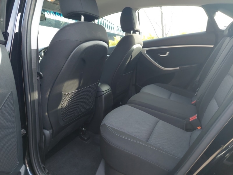 Used Hyundai i30 2017 for sale - 77816634: Photo 6