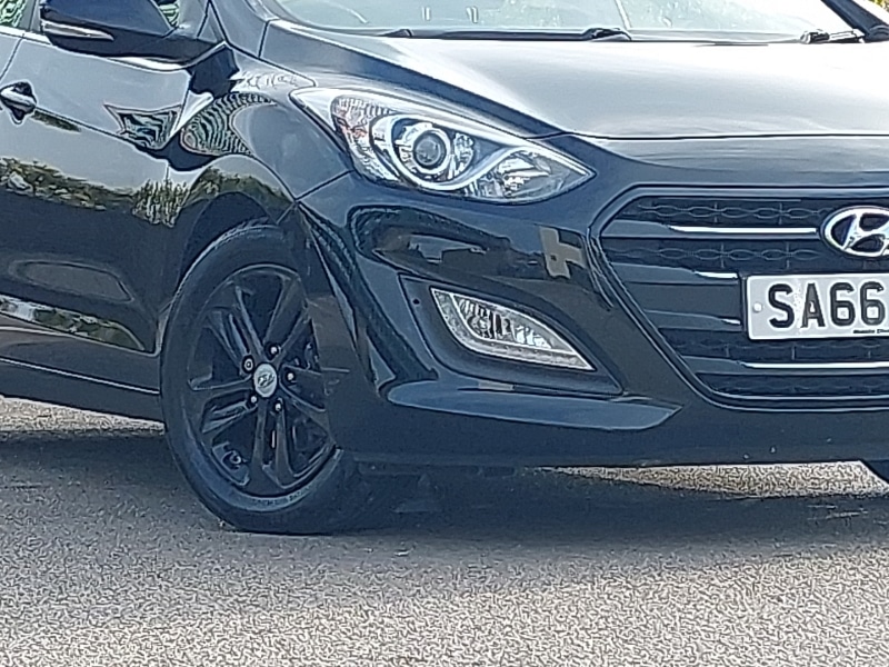 Used Hyundai i30 2017 for sale - 77816634: Photo 9