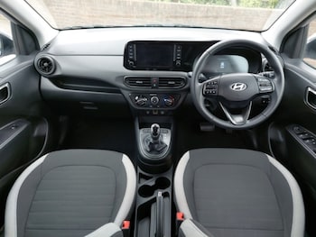 Used Hyundai i10 2024 for sale - 78511378: Photo