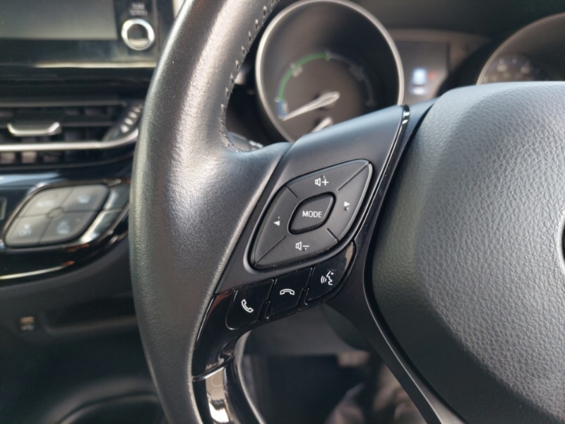 Used Toyota C-HR 2023 for sale - 78023456: Photo 15