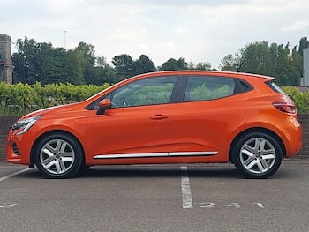 Used Renault Clio 2021 for sale - 79505537: Photo