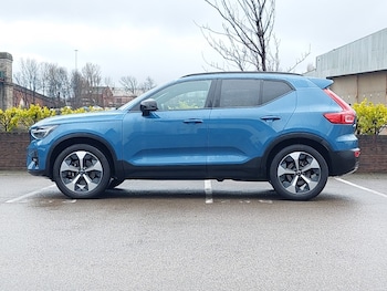 Used Volvo XC40 2023 for sale - 77776610: Photo