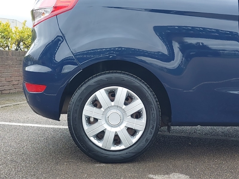 Used Ford Fiesta 2015 for sale - 77782345: Photo 12