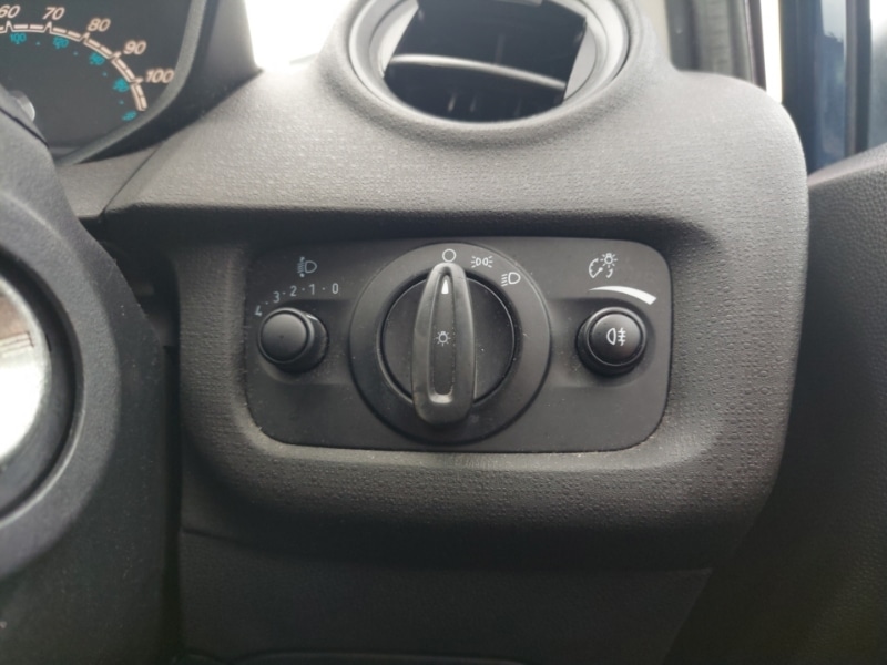 Used Ford Fiesta 2015 for sale - 77782345: Photo 17