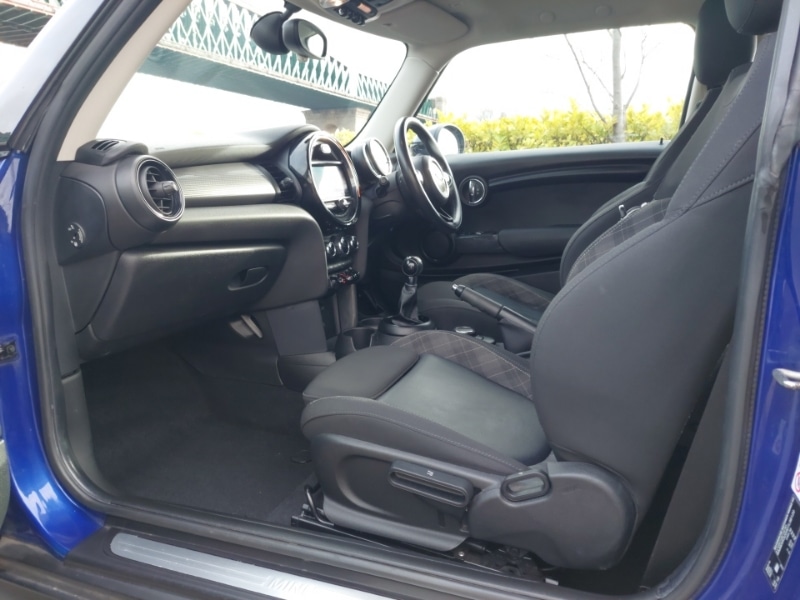 Used MINI Hatch 2018 for sale - 77543896: Photo 5