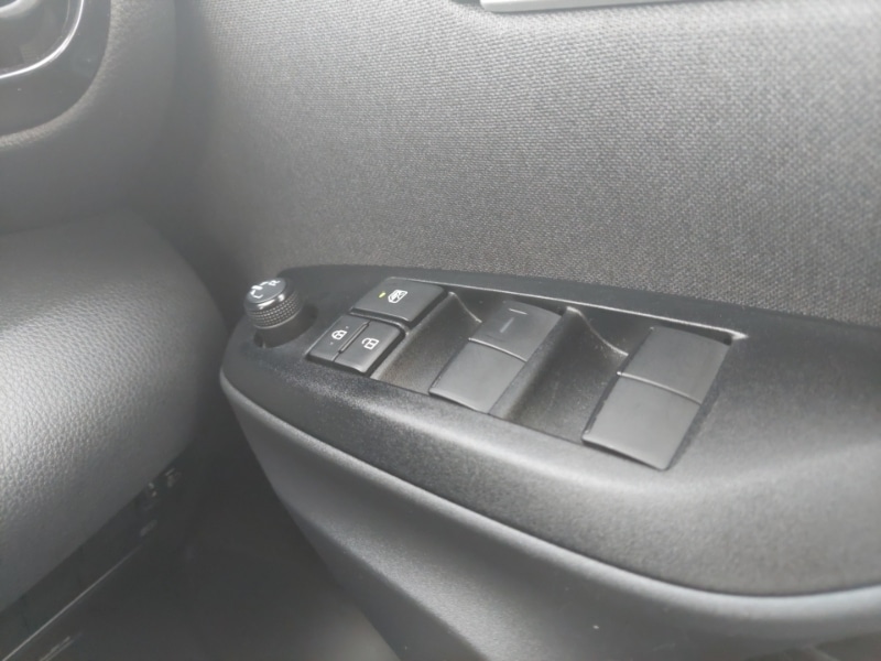 Used Mazda Mazda2 HYBRID 2024 for sale - 76493113: Photo 13