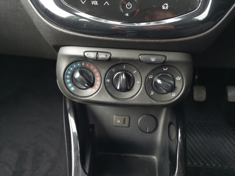 Used Vauxhall ADAM 2015 for sale - 77623235: Photo 17