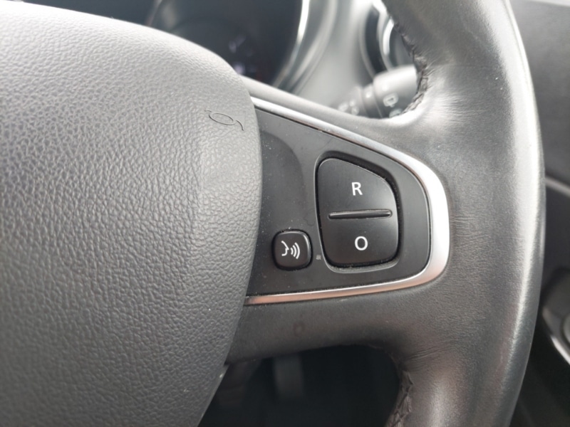 Used Renault Captur 2017 for sale - 76135264: Photo 17