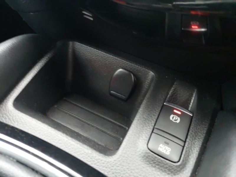 Used Nissan Qashqai 2018 for sale - 76970348: Photo 17