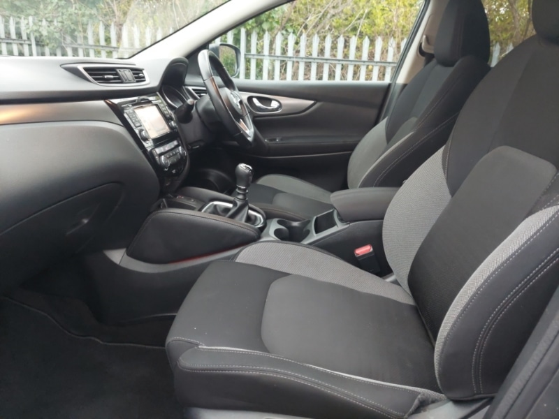 Used Nissan Qashqai 2018 for sale - 76970348: Photo 5