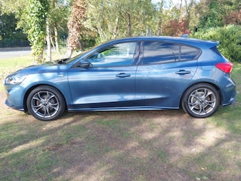 Used Ford Focus 2019 for sale - 76225742: Photo 4