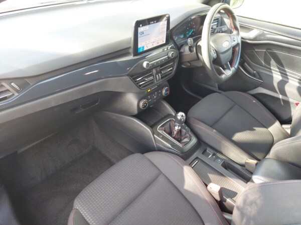 Used Ford Focus 2019 for sale - 76225742: Photo 5