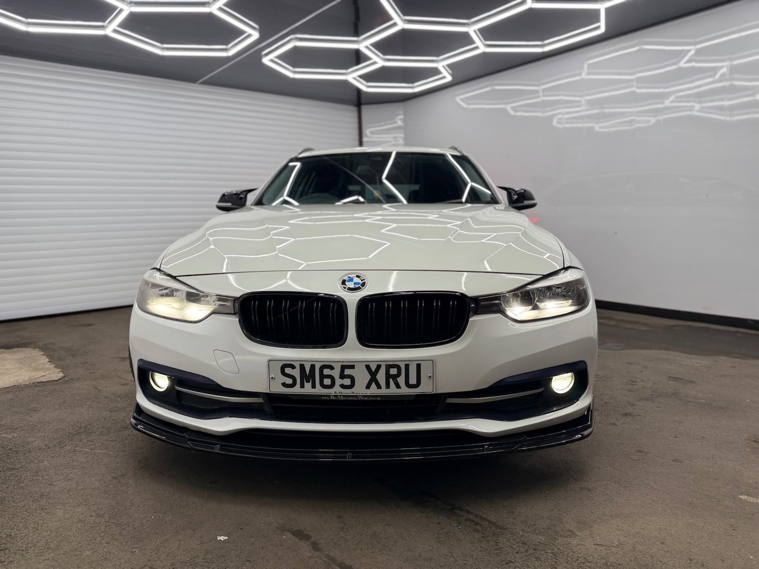 Used BMW 3 Series 2015 for sale - 77783015: Photo 4