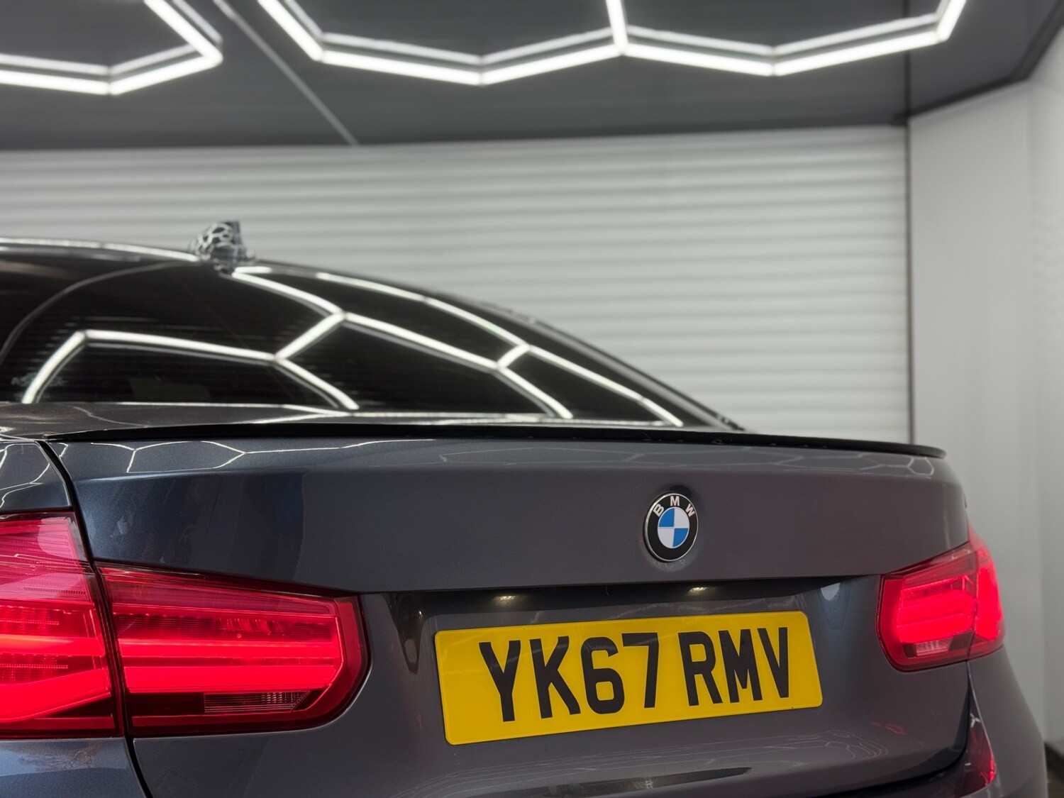 Used BMW 3 Series 2017 for sale - 77709212: Photo 11