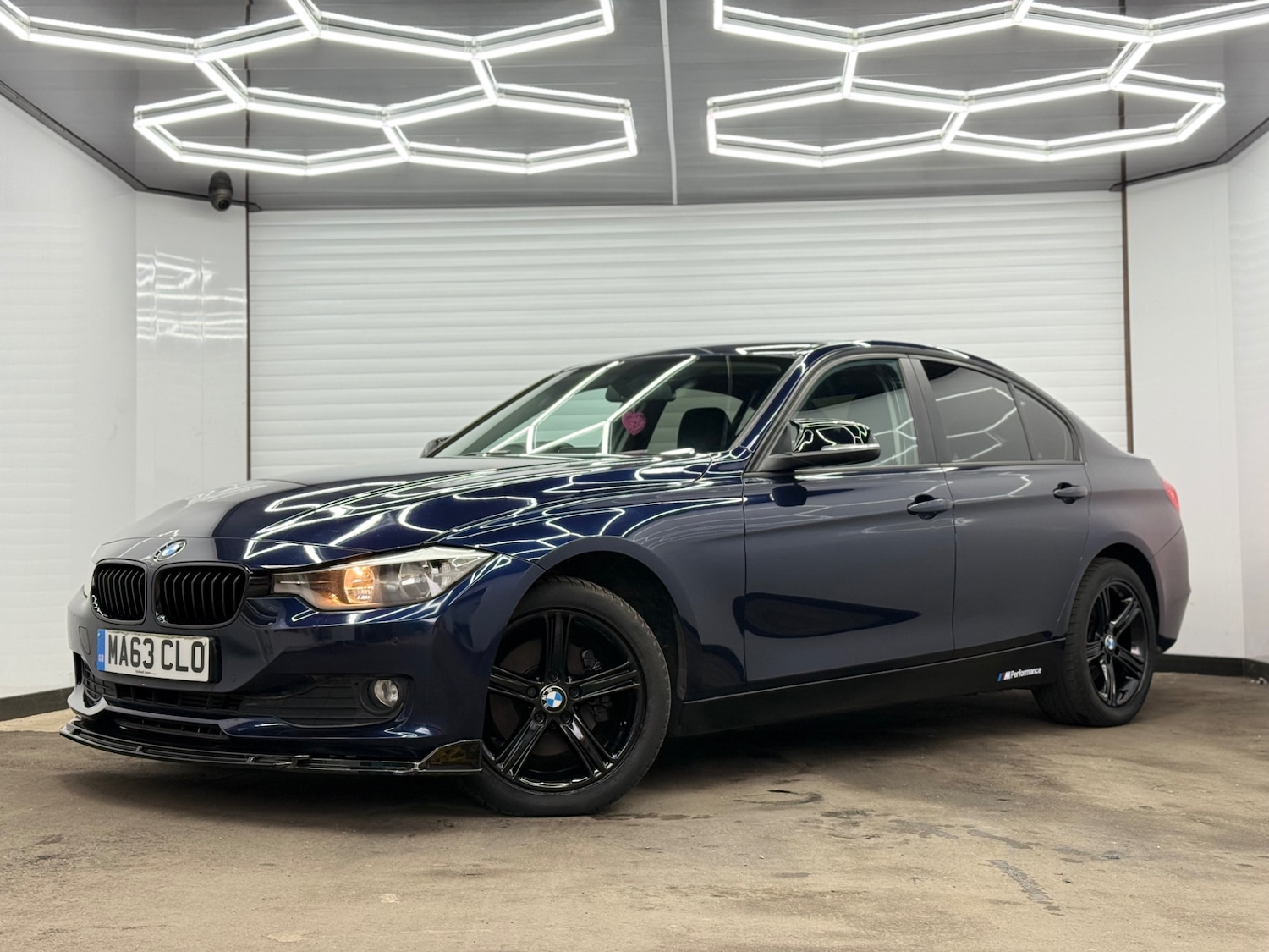 Used BMW 3 Series 2013 for sale - 77659718: Photo 2