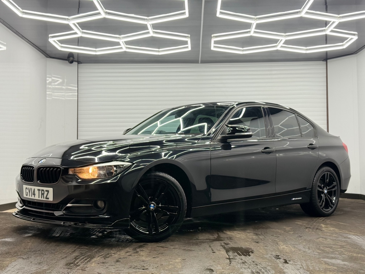 Used BMW 3 Series 2014 for sale - 77525244: Photo 2