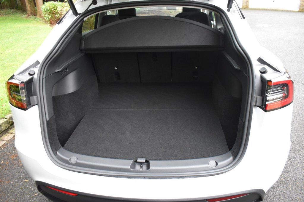 Used Tesla Model Y 2023 for sale - 76923441: Photo 15