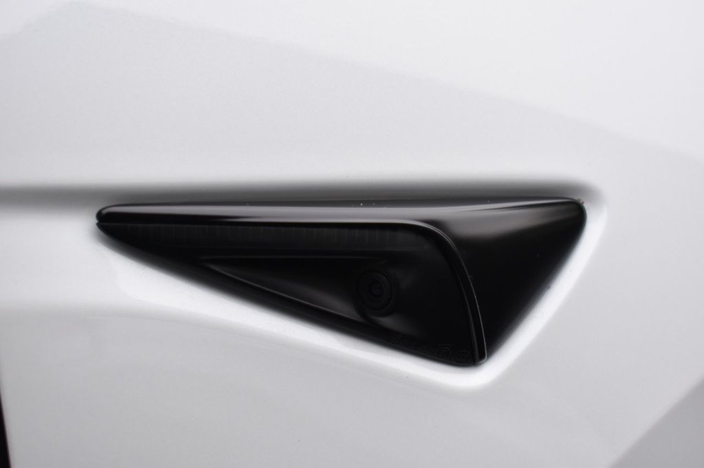 Used Tesla Model Y 2023 for sale - 76923441: Photo 26