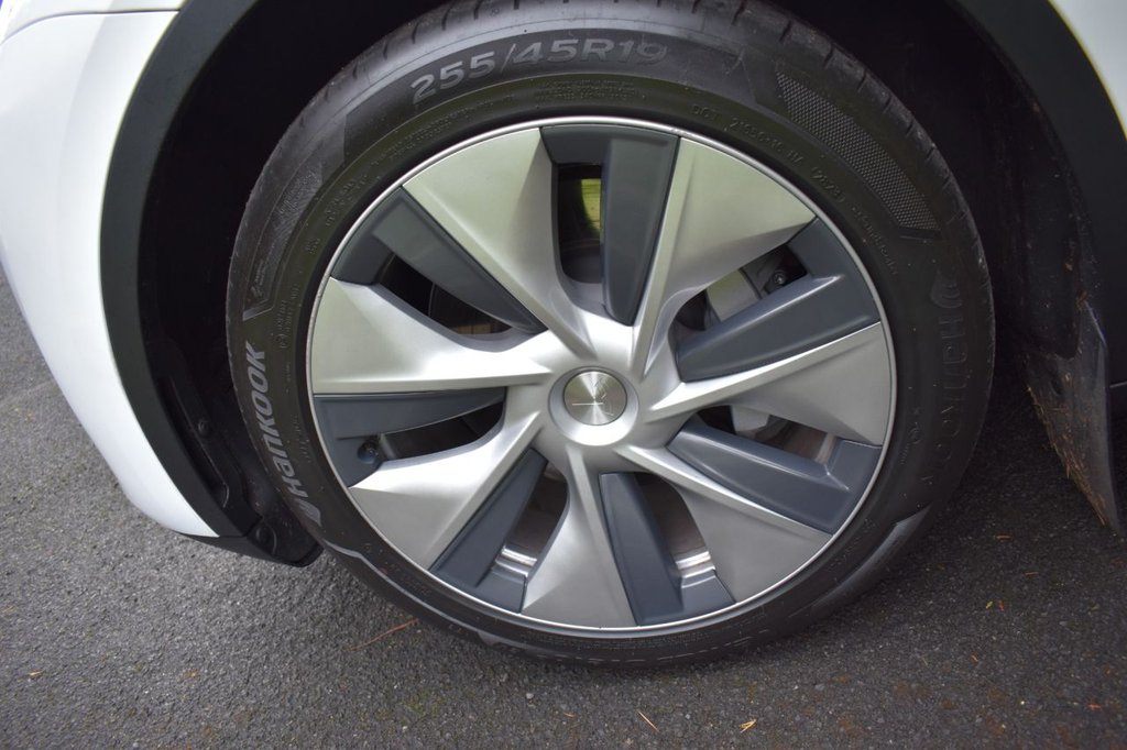 Used Tesla Model Y 2023 for sale - 76923441: Photo 31