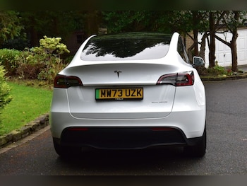 Used Tesla Model Y 2023 for sale - 76923441: Photo