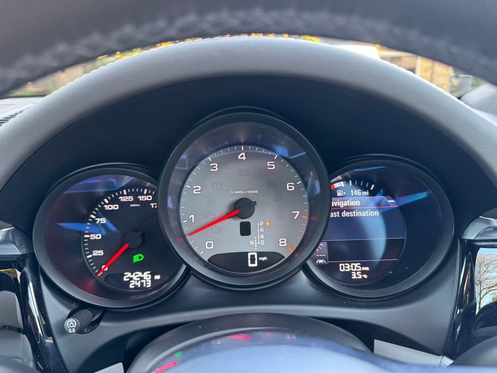 Used Porsche Macan 2019 for sale - 77133778: Photo 14