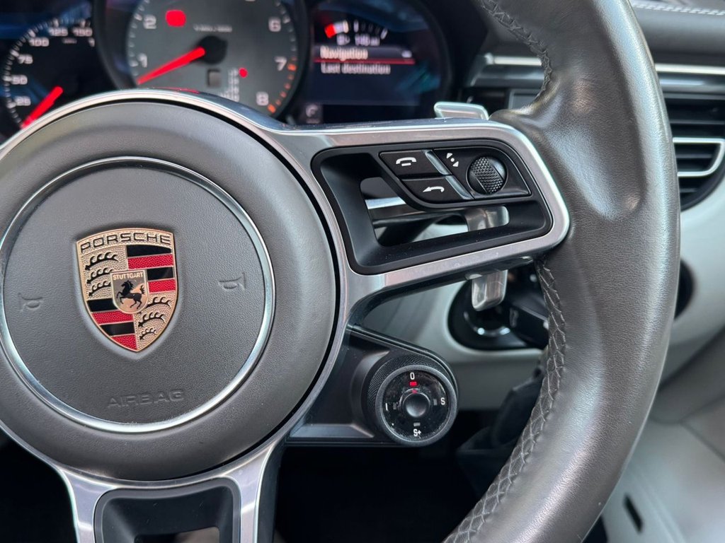 Used Porsche Macan 2019 for sale - 77133778: Photo 22