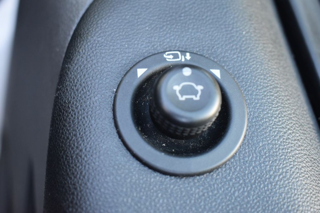 Used Ford Transit Custom 2019 for sale - 77101055: Photo 18