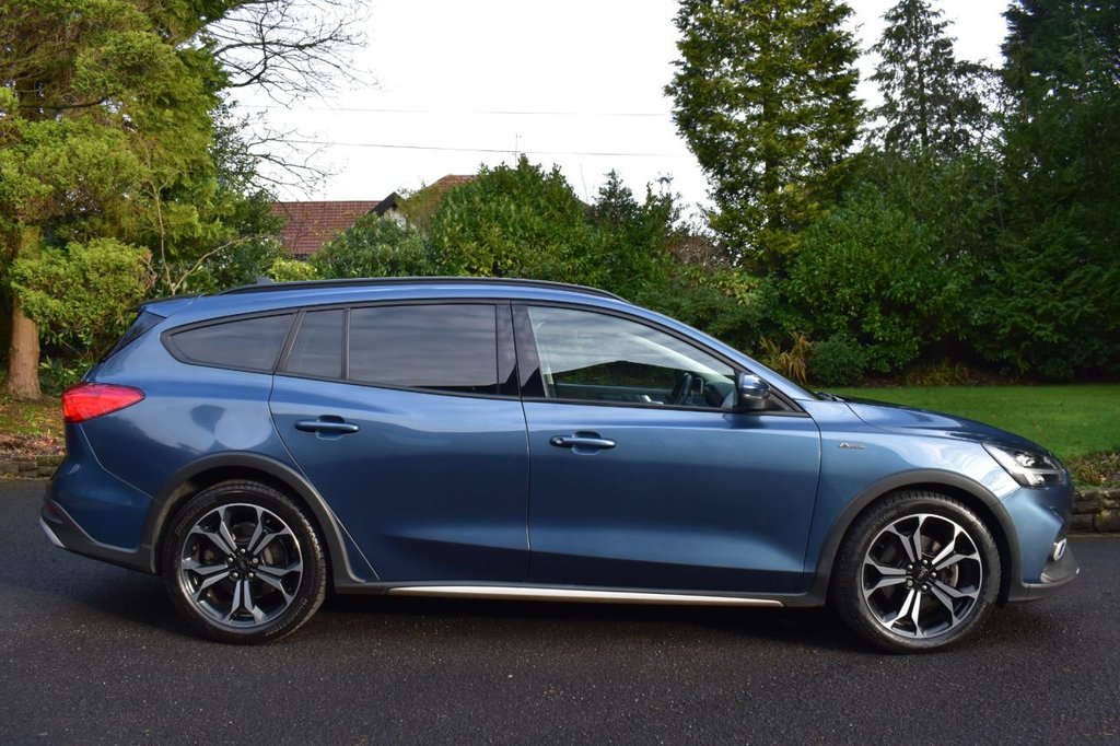 Used Ford Focus 2020 for sale - 76934716: Photo 2