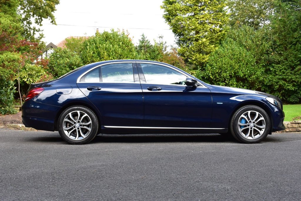 Used Mercedes-Benz C-Class 2017 for sale - 76163224: Photo 2