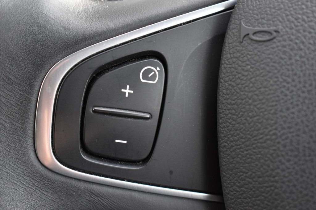 Used Renault Clio 2019 for sale - 77463481: Photo 10