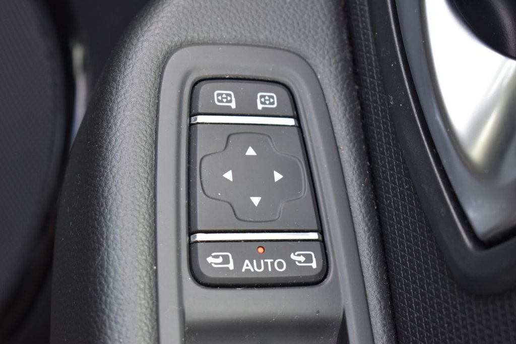 Used Renault Clio 2019 for sale - 77463481: Photo 17