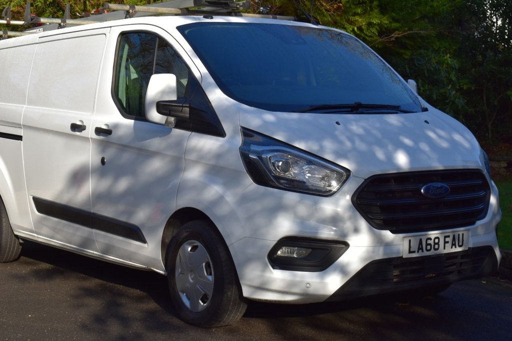Used Ford Transit Custom 2019 for sale - 76923272: Photo 2