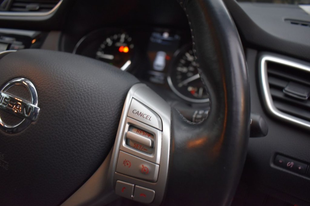 Used Nissan Qashqai 2014 for sale - 77546992: Photo 14