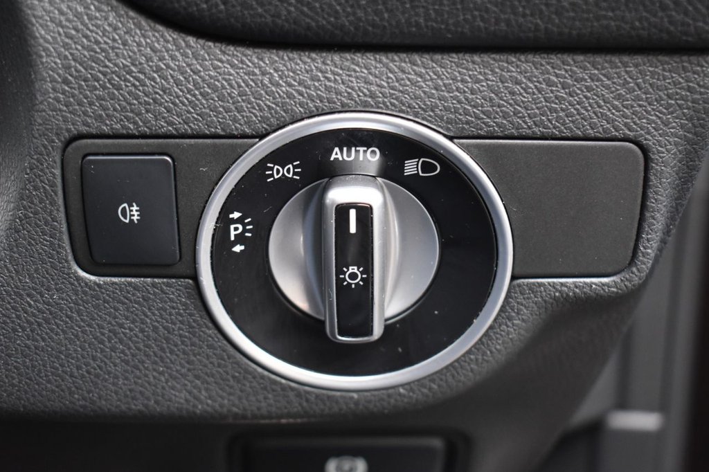 Used Mercedes-Benz CLA 2016 for sale - 76162950: Photo 48