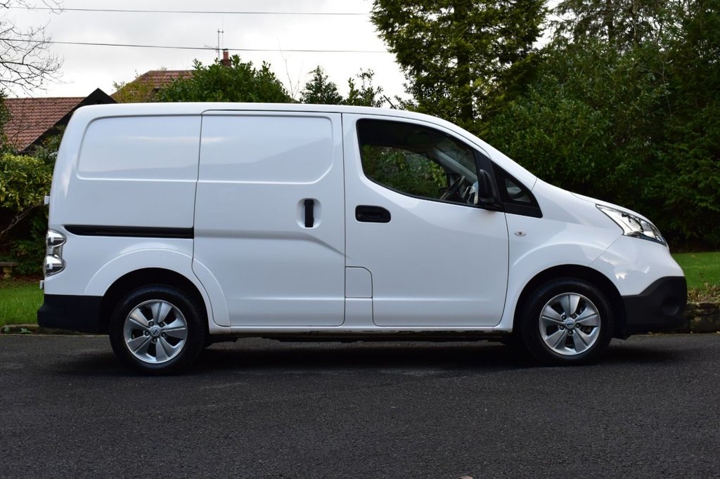 Used Nissan e-NV200 2018 for sale - 77027139: Photo 12