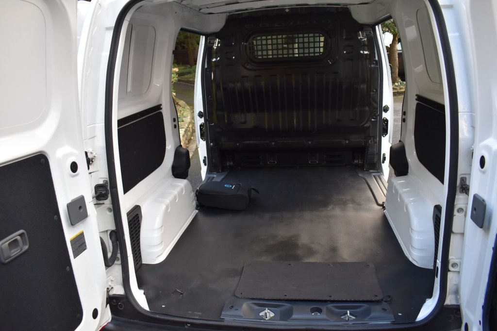 Used Nissan e-NV200 2018 for sale - 77027139: Photo 16