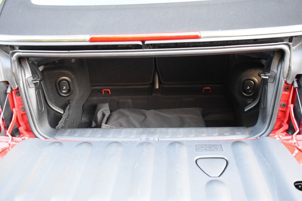 Used MINI Convertible 2022 for sale - 76417634: Photo 16