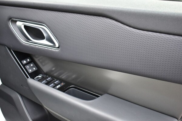 Used Land Rover Range Rover Velar 2021 for sale - 74117912: Photo 26