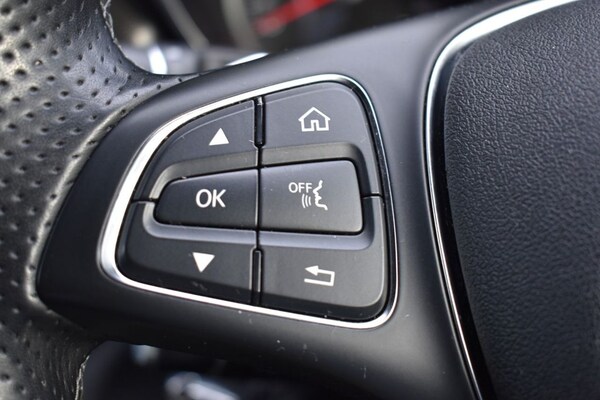 Used Mercedes-Benz V-Class 2019 for sale - 75703727: Photo 18