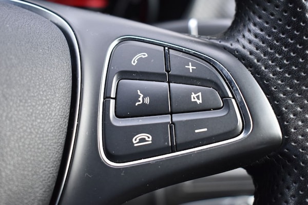 Used Mercedes-Benz V-Class 2019 for sale - 75703727: Photo 19