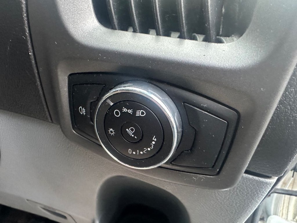 Used Ford Transit Custom 2015 for sale - 76950241: Photo 12