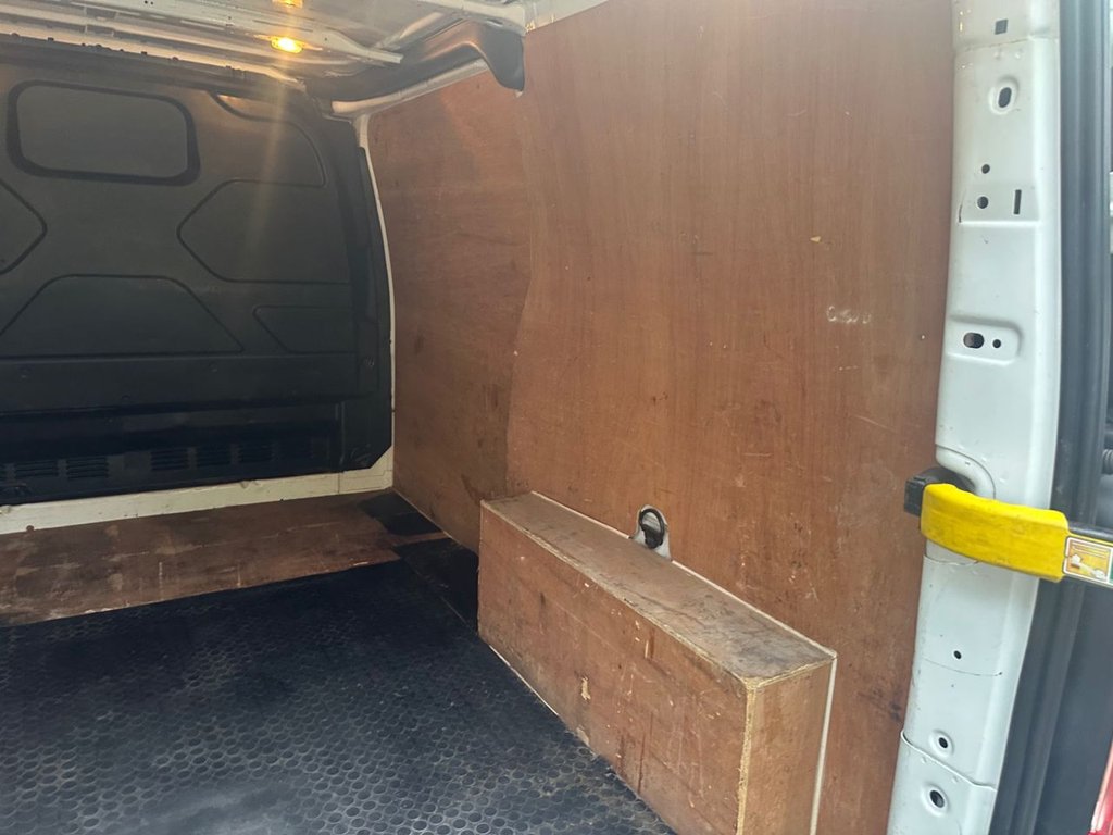 Used Ford Transit Custom 2015 for sale - 76950241: Photo 7