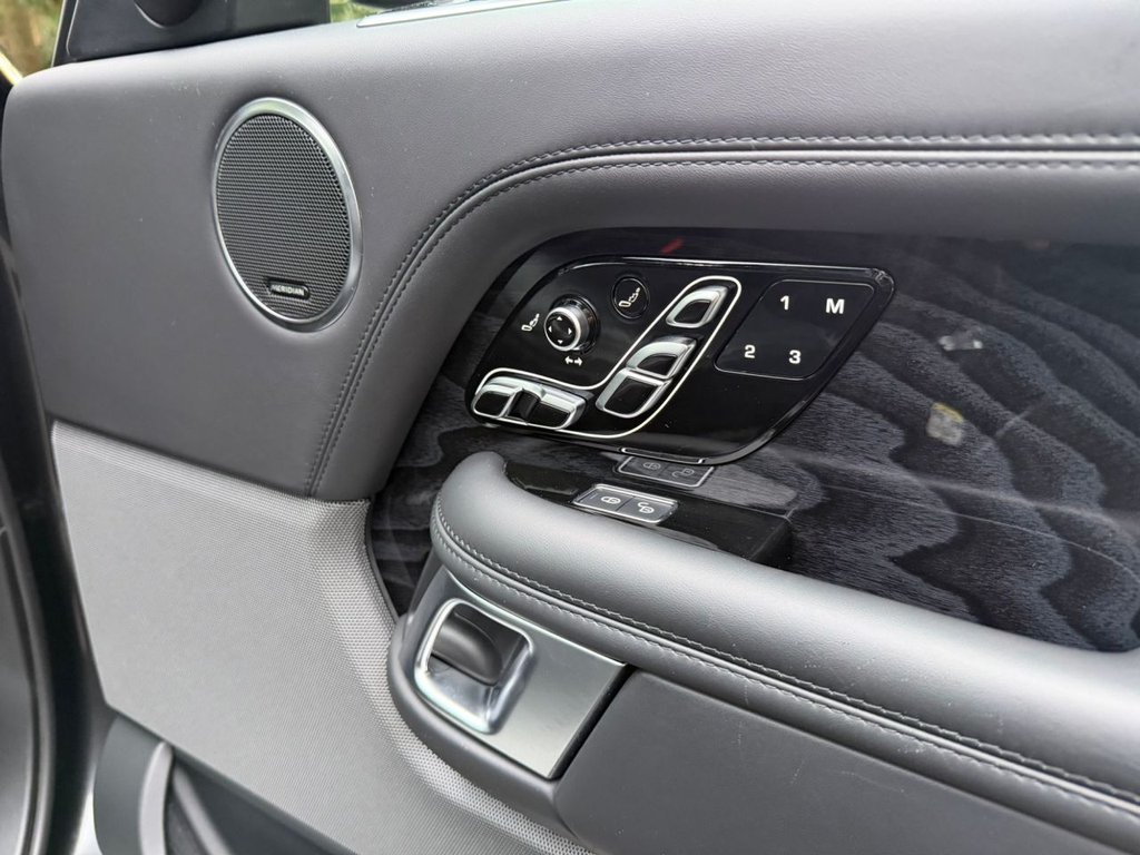 Used Land Rover Range Rover 2020 for sale - 77680399: Photo 16