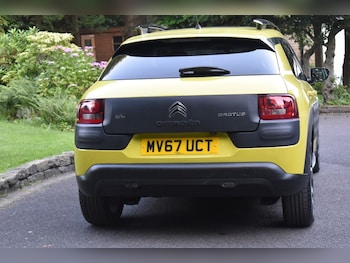 Used Citroen C4 Cactus 2017 for sale - 79178389: Photo