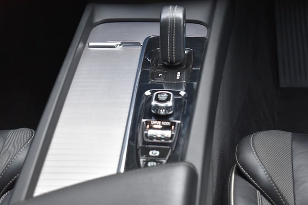 Used Volvo XC60 2021 for sale - 75068136: Photo 13