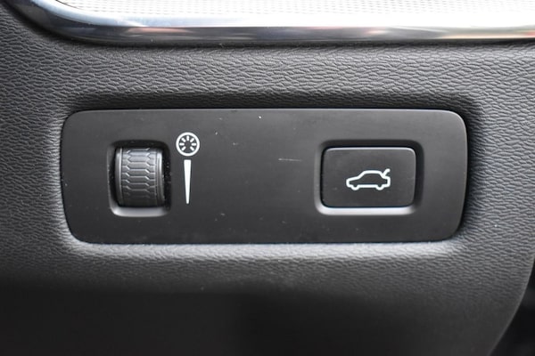 Used Volvo XC60 2021 for sale - 75068136: Photo 22